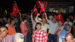 Türkiye darbe girişimin karşı ayakta