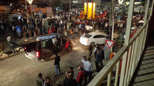 Türkiye darbe girişimine karşı ayakta