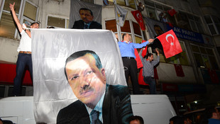 Türkiye darbe girişimine karşı ayakta