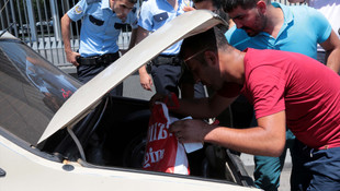 Üsküdar'da şüpheli araç