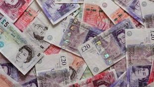 Sterlin yeni Başbakan Theresa May ile yükseliyor