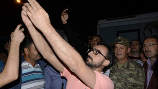 Vatandaşlardan paşaya sevgi gösterisi