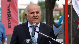 Vefat eden hakimin ismi caddeye verildi