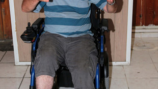 Yaralı haliyle darbecilere karşı koydu