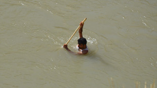 Zap Deresi'ne giren çocuklardan birinin cesedine ulaşıldı