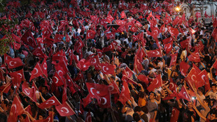 15 Temmuz gazilerinden hafif yaralı olanlara 13 bin TL tazminat verilecek