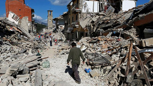 İtalyadaki depremde hayatını kaybedenlerin sayısı 247ye çıktı
