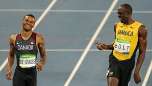Usain Bolt rakibiyle şakalaşarak yarışı bitirip finale yükseldi