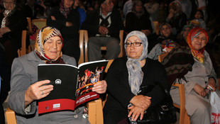 AA'nın Dakika Dakika FETÖ'nün Darbe Girişimi kitabı