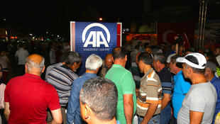 AA'nın Dakika Dakika FETÖ'nün Darbe Girişimi kitabı