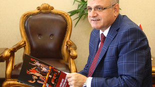 AA'nın Dakika Dakika FETÖ'nün Darbe Girişimi kitabı