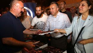 AA'nın Dakika Dakika FETÖ'nün Darbe Girişimi kitabı