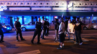 ABD'de siyahi gencin öldürülmesine dair görüntülerin yayınlanması