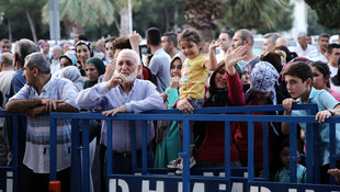 Adana'da hacı adaylarına uğurlama töreni