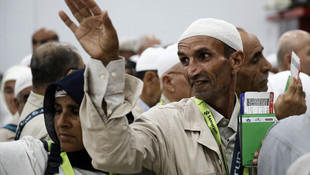 Adana'dan ilk hac kafilesi yola çıktı