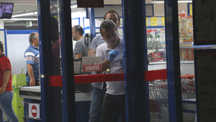 Antalya'da marketten gasp