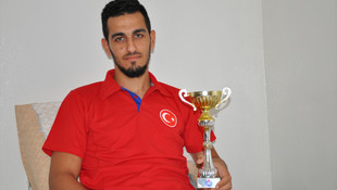 Ayaklarım vatanıma milletime feda olsun