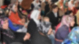 FETÖ, bakımlı kızları esnafa para toplamak için gönderiyormuş