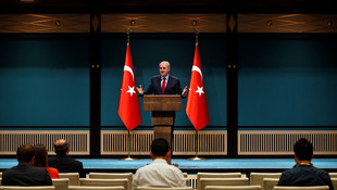 Başbakan Yardımcısı ve Hükümet Sözcüsü Kurtulmuş: TİB kapatılmış ve TİB'in bütün yetkileri, sorumlulukları, personeli ve teknik bütün imkanları BTK'ya devredilmiştir.