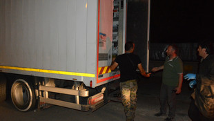 Batman'da şüpheli araçtan elektrik malzemesi çıktı