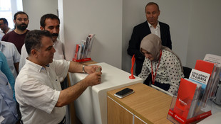 Belediye çalışanlarından şehit yakınlarına destek