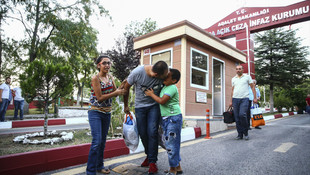 Cezaevlerinden tahliyeler