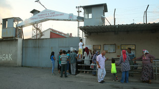 Cezaevlerinden tahliyeler