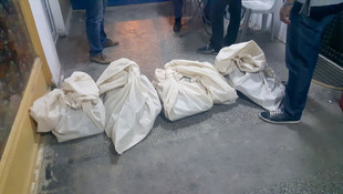 Çiğ köfte deposundan Himmet parası çıktı