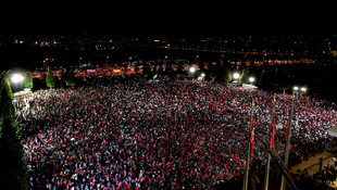 Erdoğan, Cumhurbaşkanlığı Külliyesi'nde vatandaşlara seslendi
