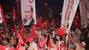 Demokrasimize Sahip Çıkıyoruz Mitingi