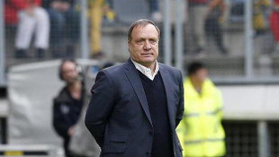 Advocaat Aziz Başkan ile görüşüp 2 transfer istedi