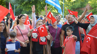 FETÖ'nün darbe girişimi İsveç'te protesto edildi