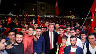 FETÖ'nün darbe girişimine tepkiler