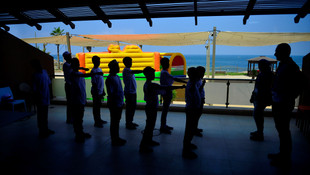 Gazze'de Yarının Çiçekleri kampı