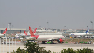 Hindistan uçağı İstanbul'a acil iniş yaptı