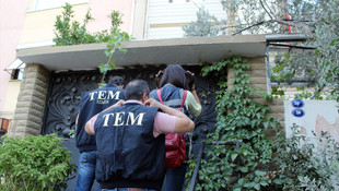 İzmir'de FETÖ/PDY operasyonu
