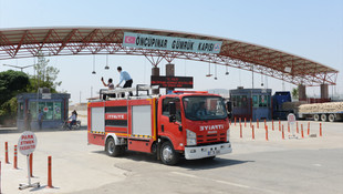 Kilis’te Suriye sınır hattında yangın