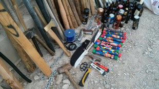 - Konya'da 12 taraftar gözaltına alındı