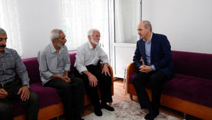 Kurtulmuş, şehit ailelerini ziyaret etti