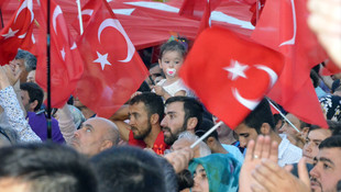 Demokrasi ve Şehitler Mitingi