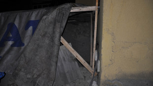 Muhtar, yevmiye ile define aratmış