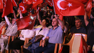 Niğde'de Demokrasi ve Şehitler Mitingi