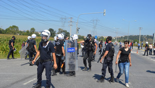 Sakarya'da kaçak bina yıkımı sırasında arbede