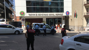 Sendikada silahlı kavga: 3 yaralı