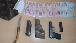 Telefon dolandırıcısı suçüstü yakalandı