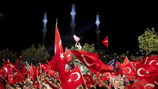 Cumhurbaşkanlığı Külliyesinde demokrasi nöbeti sürüyor