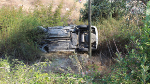Tosya'da otomobil şarampole devrildi: 1 ölü, 5 yaralı