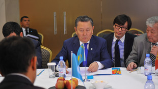 Kazakistan'da Aksakallar Keneşi toplantısı