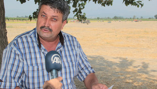 Üzüm üreticisinden maketli protesto