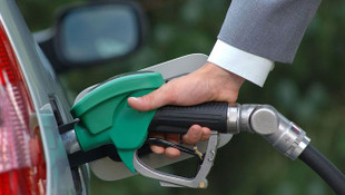 Benzine 9 kuruşluk zam yapıldı